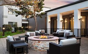 Courtyard By Marriott San Francisco Airport